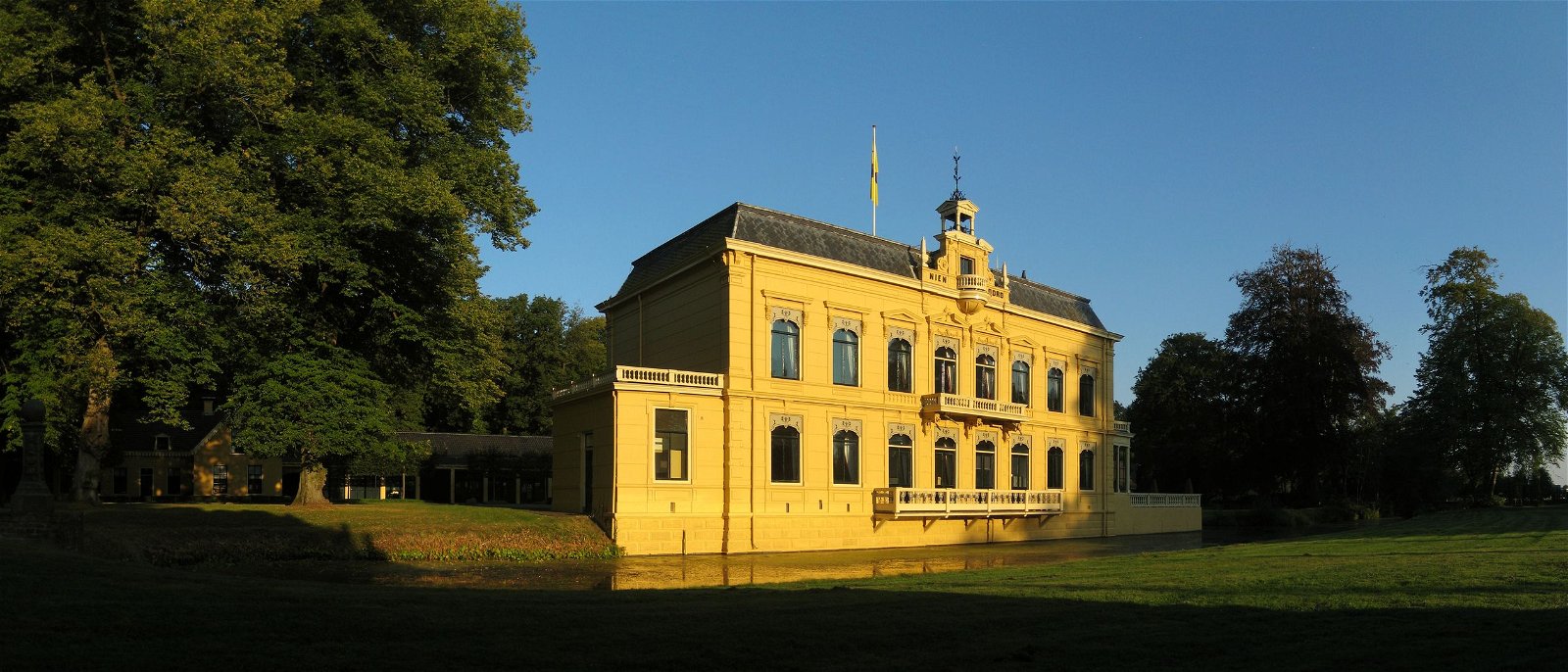 Borg en Nationaal Rijtuigmuseum Nienoord