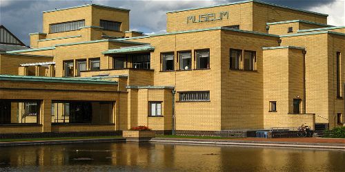 Upaya – Mickey Yang