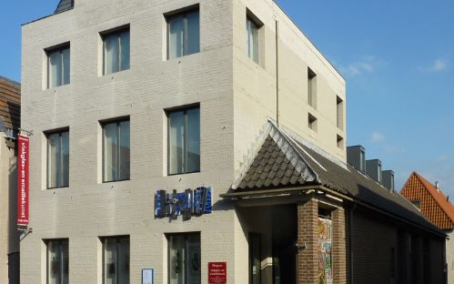 Museum voor vlakglas- en emaillekunst Ravenstein