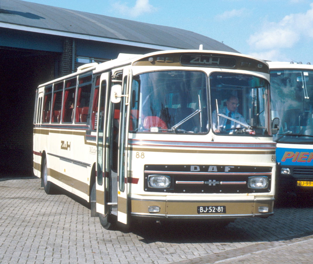 Nationaal Bus Museum (Hoogezand) - Visitor Information & Reviews