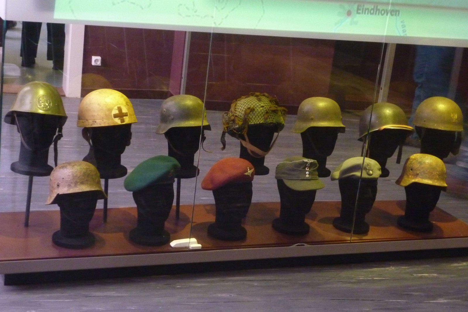 Airborne Museum Hartenstein (Oosterbeek) - Bezoekersinformatie & Recensies