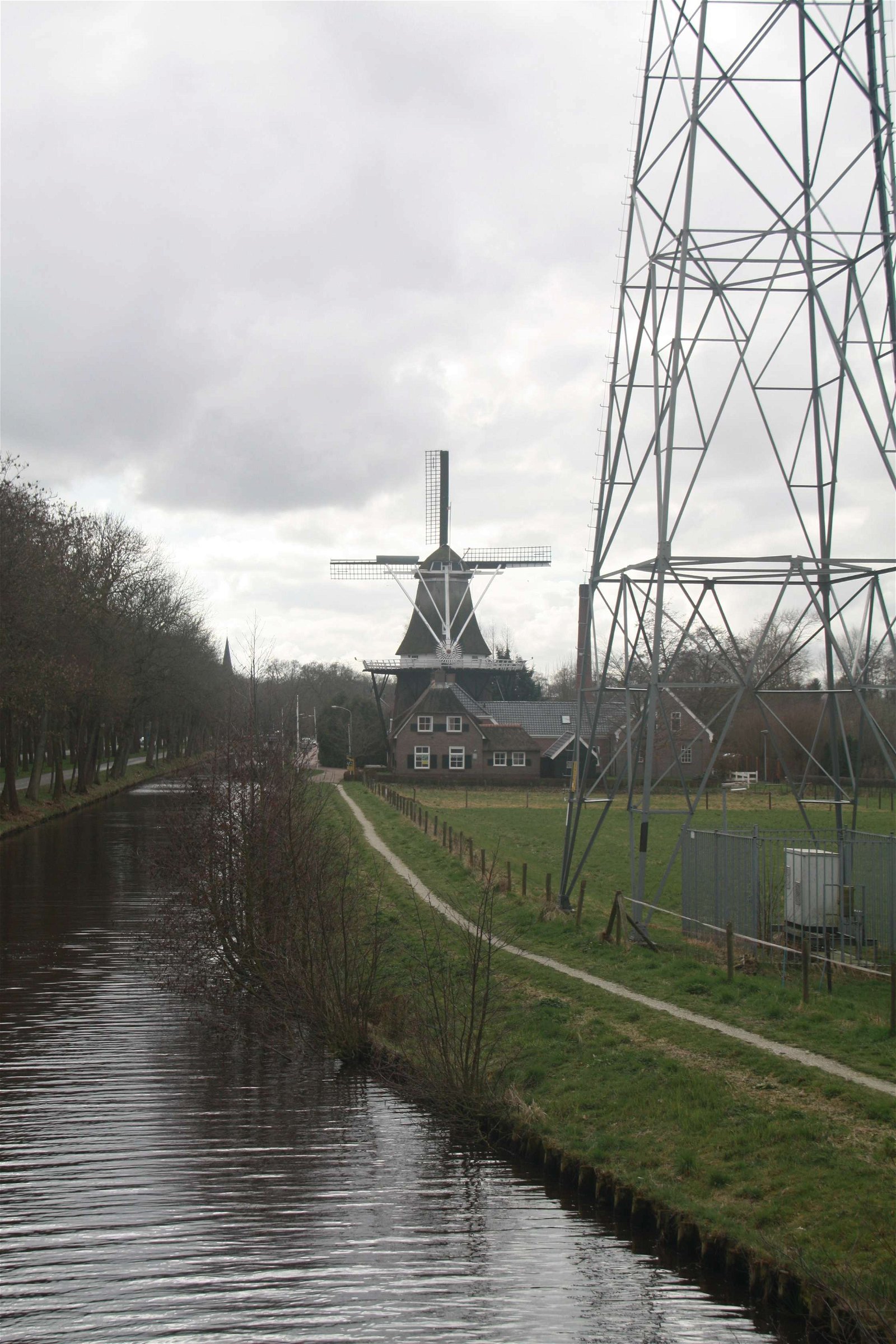 Molenmuseum De Wachter (Zuidlaren) - Bezoekersinformatie & Recensies