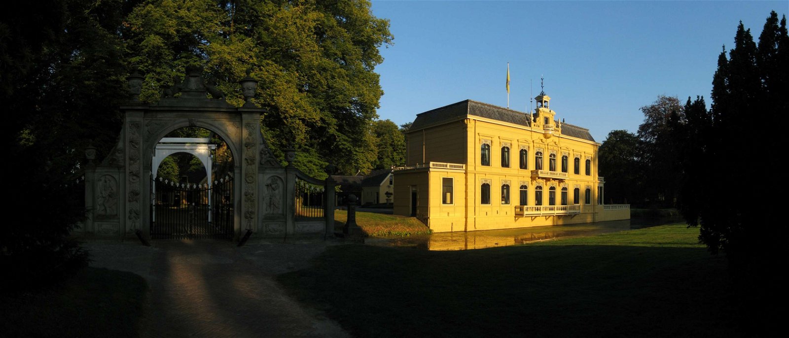 Borg en Nationaal Rijtuigmuseum Nienoord