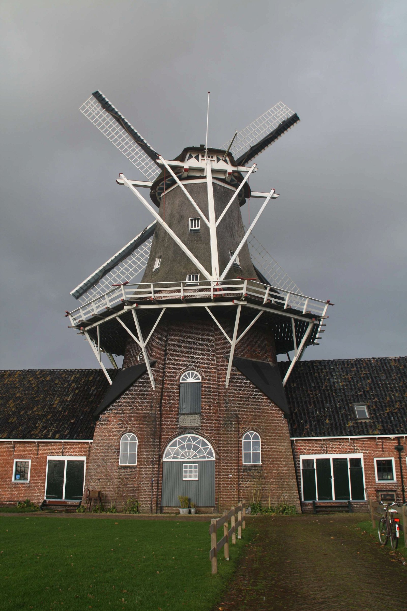 Olie- en Korenmolen Woldzigt