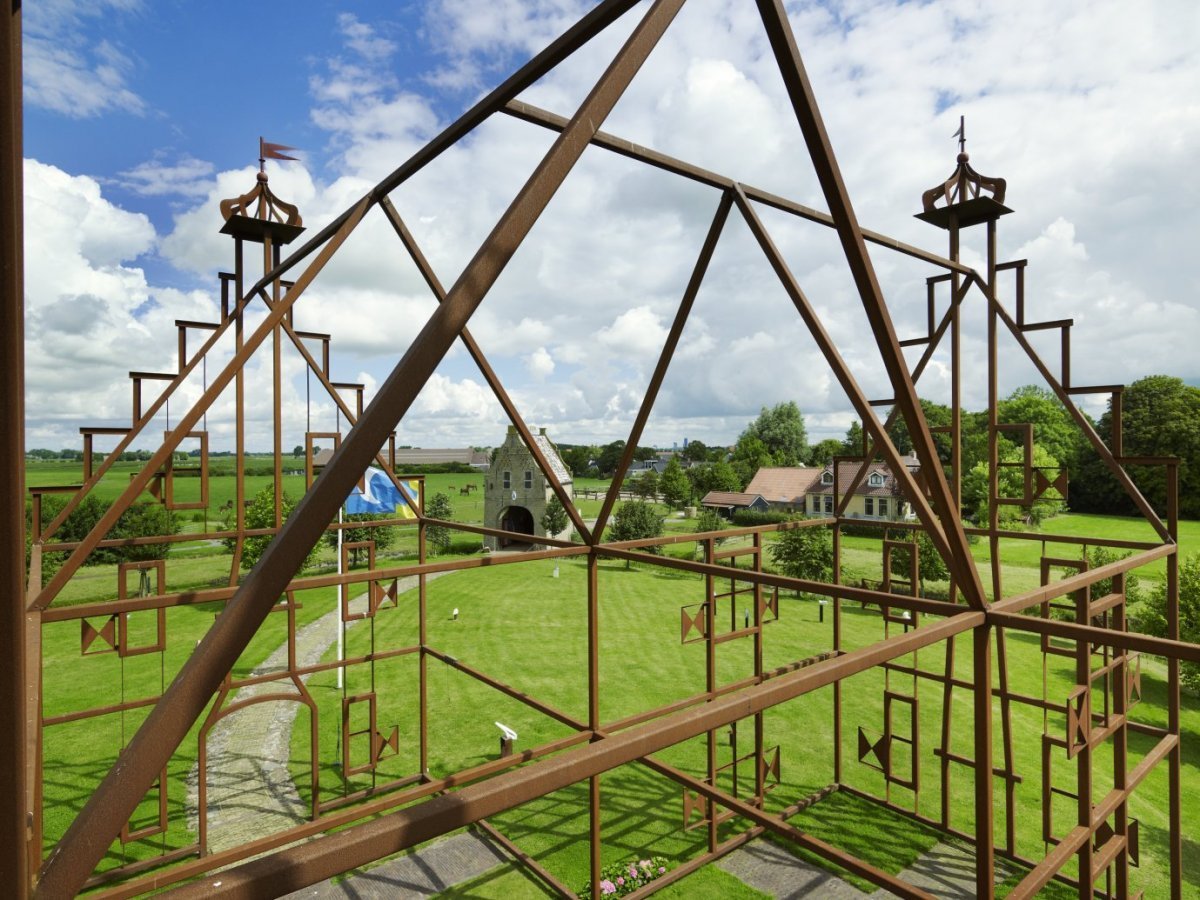 Bezoekerscentrum Uniastate Bears