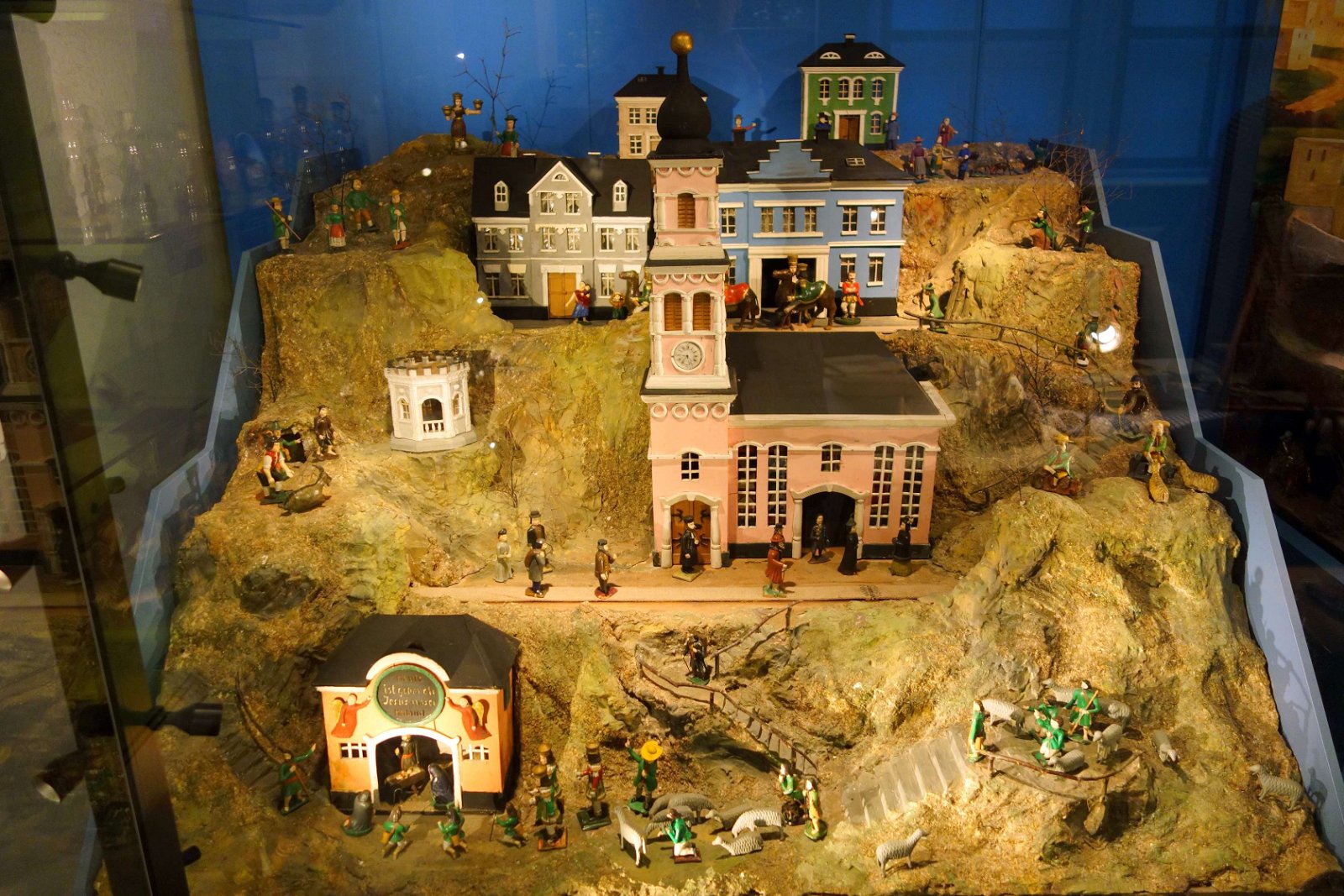 Museum für Sächsische Volkskunst mit Puppentheatersammlung