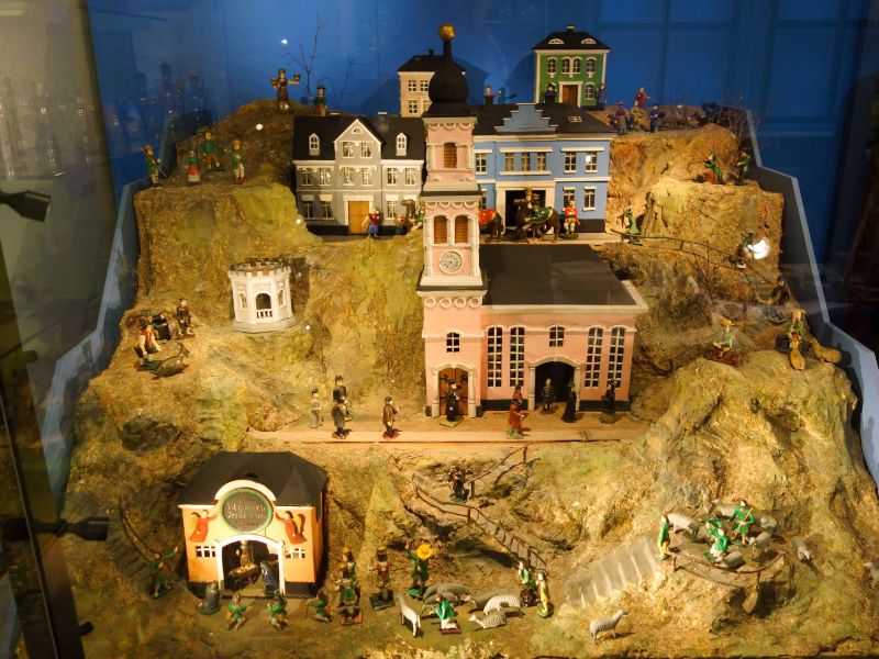 Museum für Sächsische Volkskunst mit Puppentheatersammlung