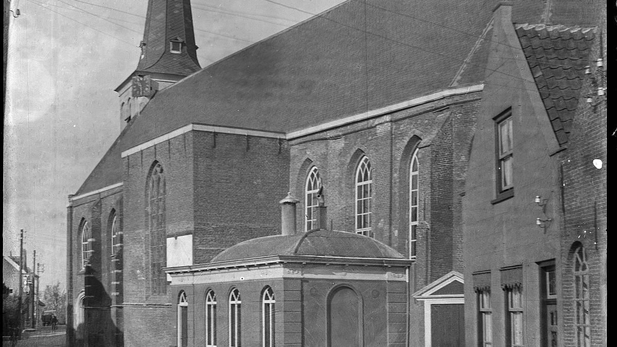 Grote of St.Lambertuskerk toen en nu