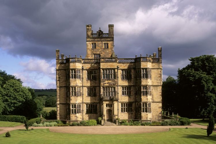 Gawthorpe Hall
