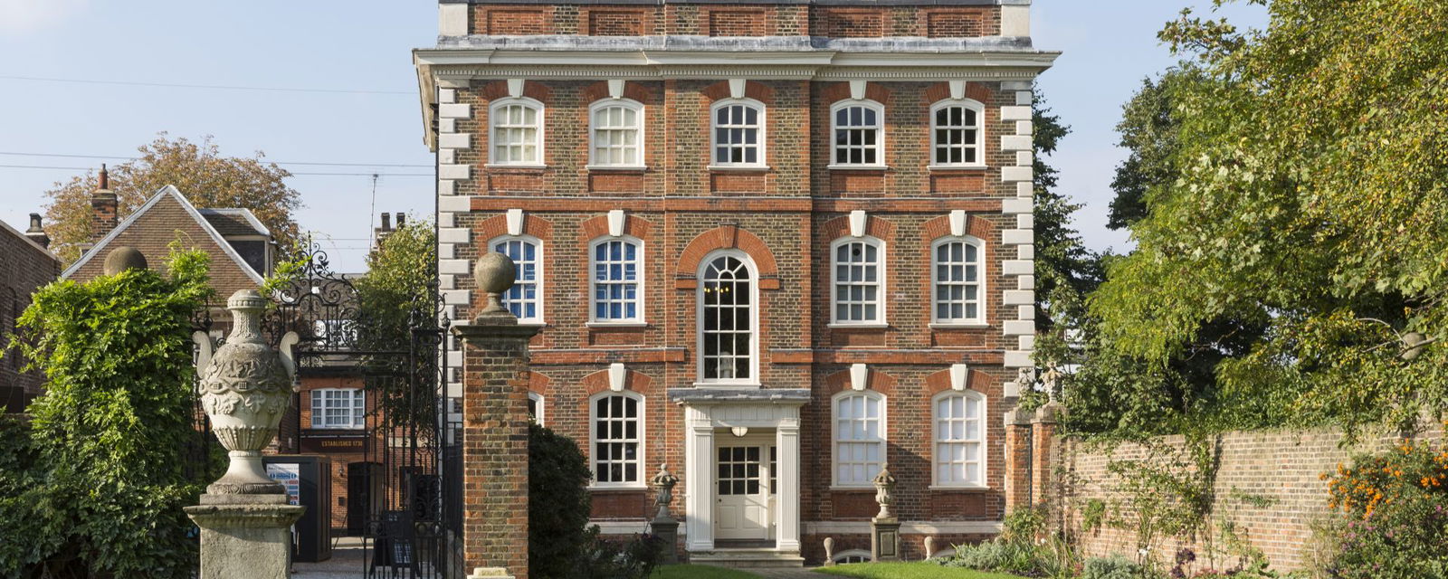 Rainham Hall (Rainham) Visitor Information & Reviews