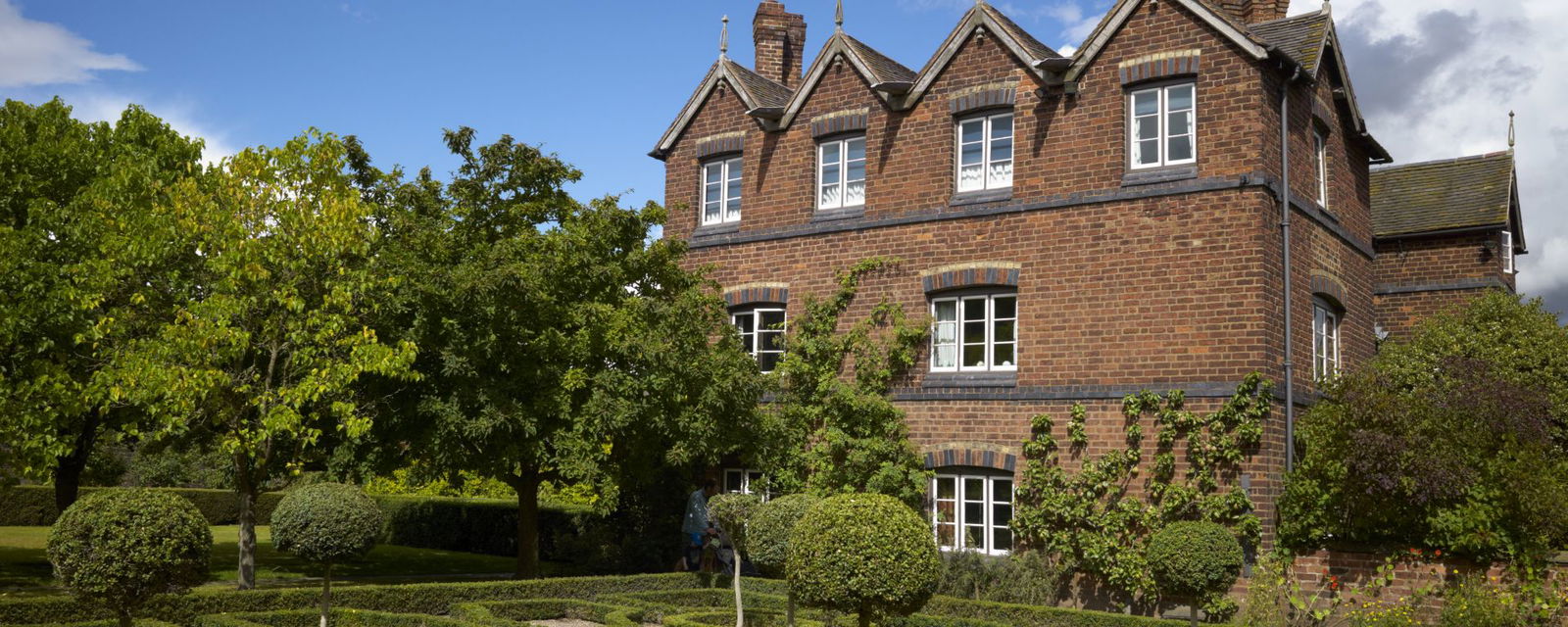Moseley Old Hall (Wolverhampton) - Visitor Information & Reviews