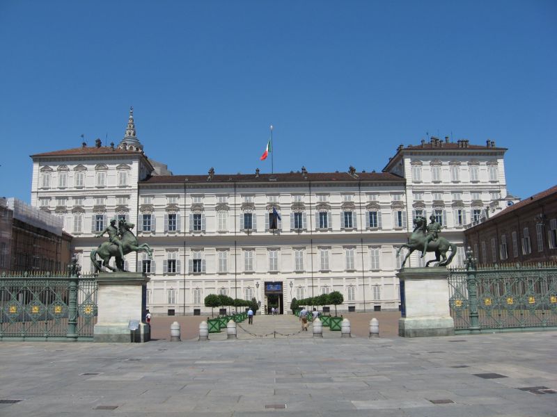 The Royal Palace & Gardens - Polo Reale