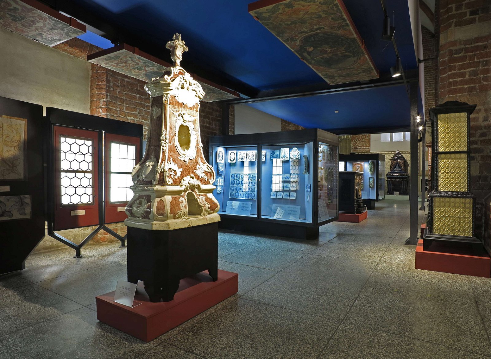 Architectural artistic crafts from the twelfth to the twentieth century