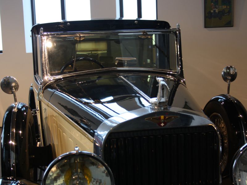 Automobile and Fashion Museum