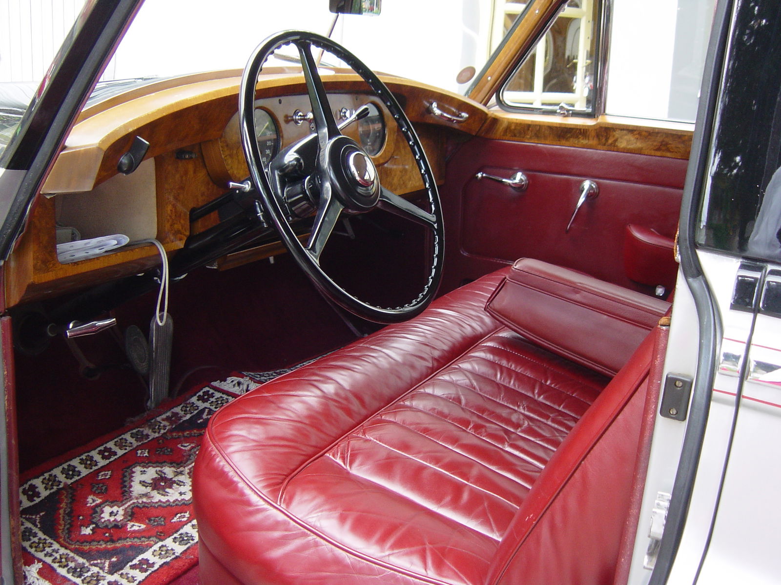 Alomauto Museum