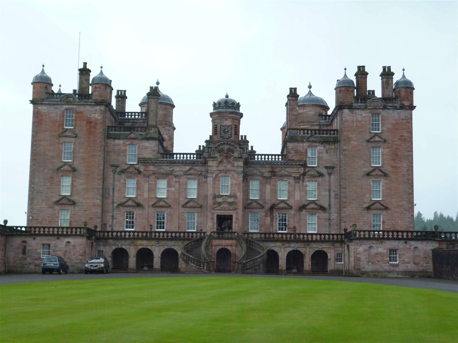 Drumlanrig Castle