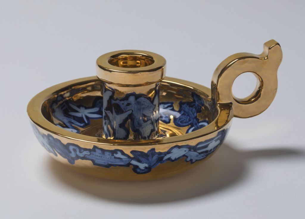 Volkomen uit de tijd. Design in het 18de-eeuwse interieur van de Menkemaborg