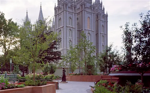 Temple Square Visitor Centers