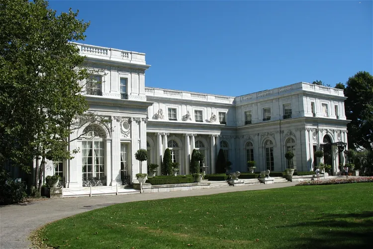Rosecliff Mansion