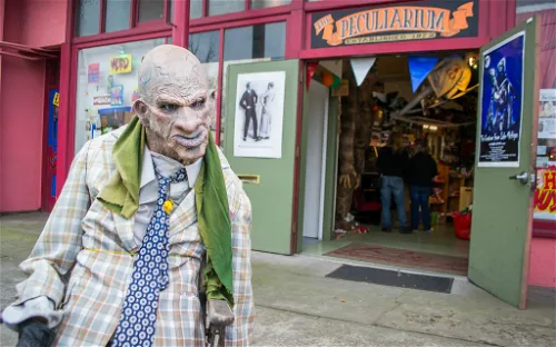The Freakybuttrue Peculiarium and Museum
