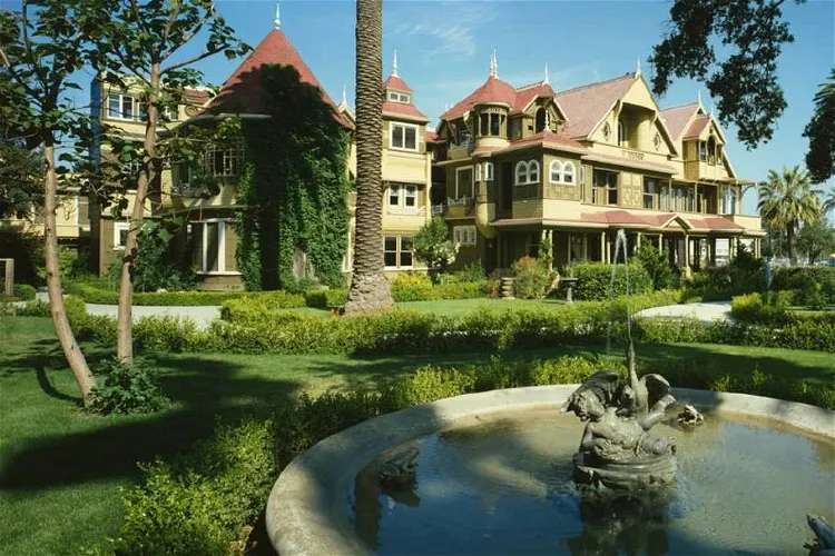 Winchester Mystery House