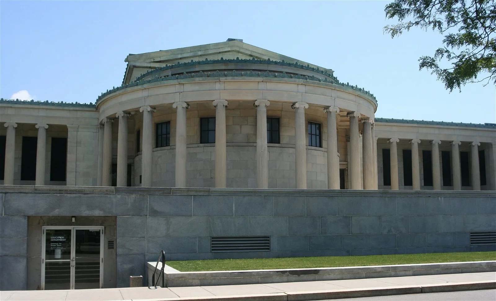 Albright-knox Art Museum
