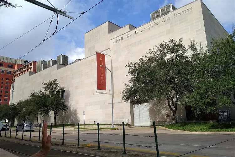 Audrey Jones Beck Building - Museum of Fine Arts