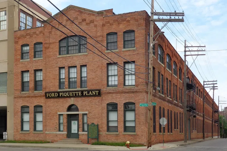 Planta Ford de Piquette Avenue