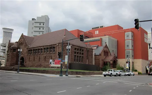 Ogden Museum of Southern Art