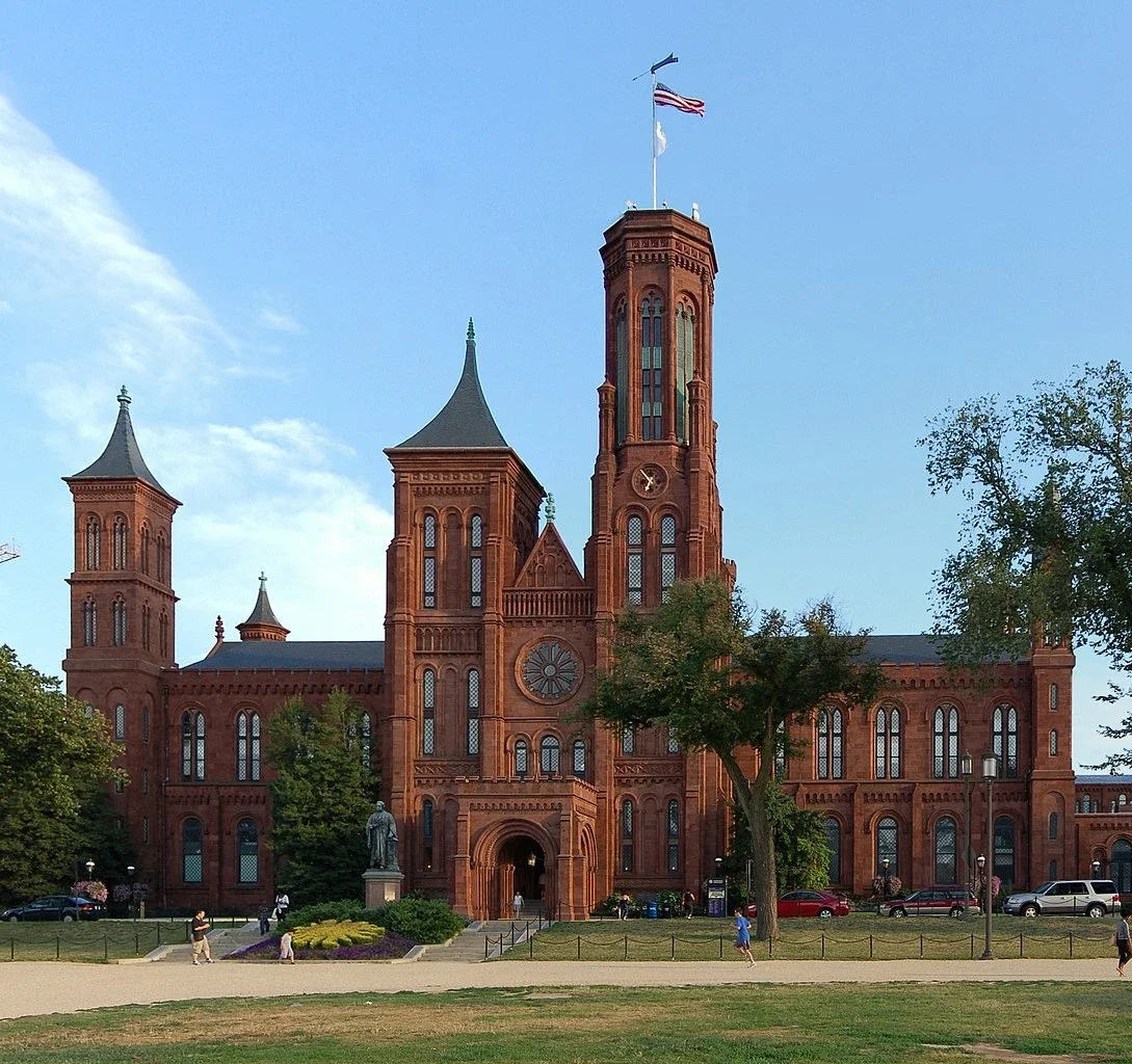 Smithsonian Institution Building (Washington D.C.) - Visitor ...