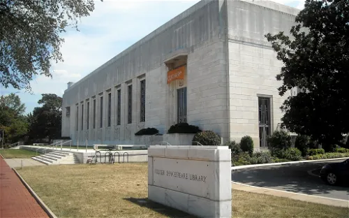 Folger Shakespeare Library & Theatre