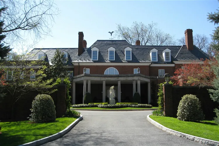 Hillwood Estate, Museum & Gardens