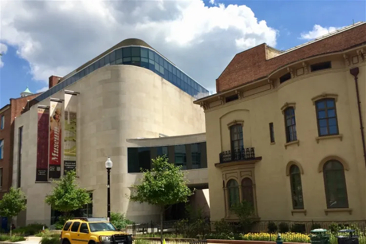 Textile Museum - The George Washington University
