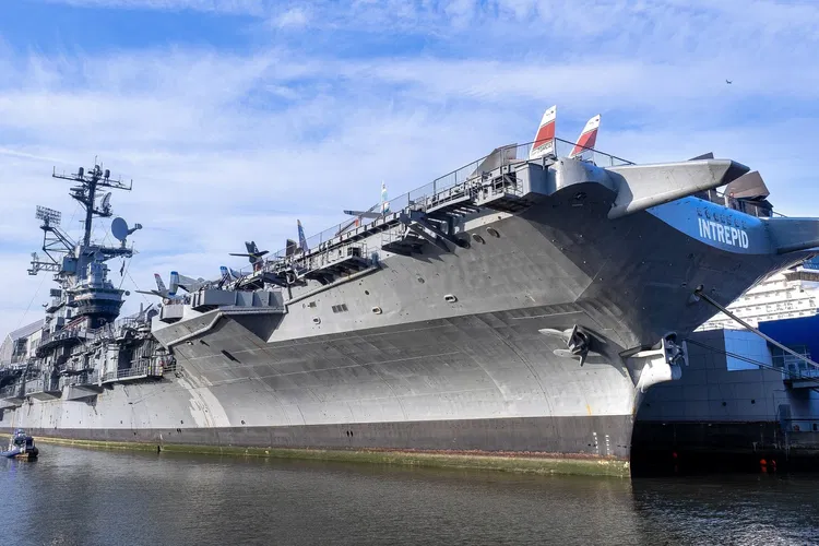 Museo naval, aéreo y espacial del Intrepid