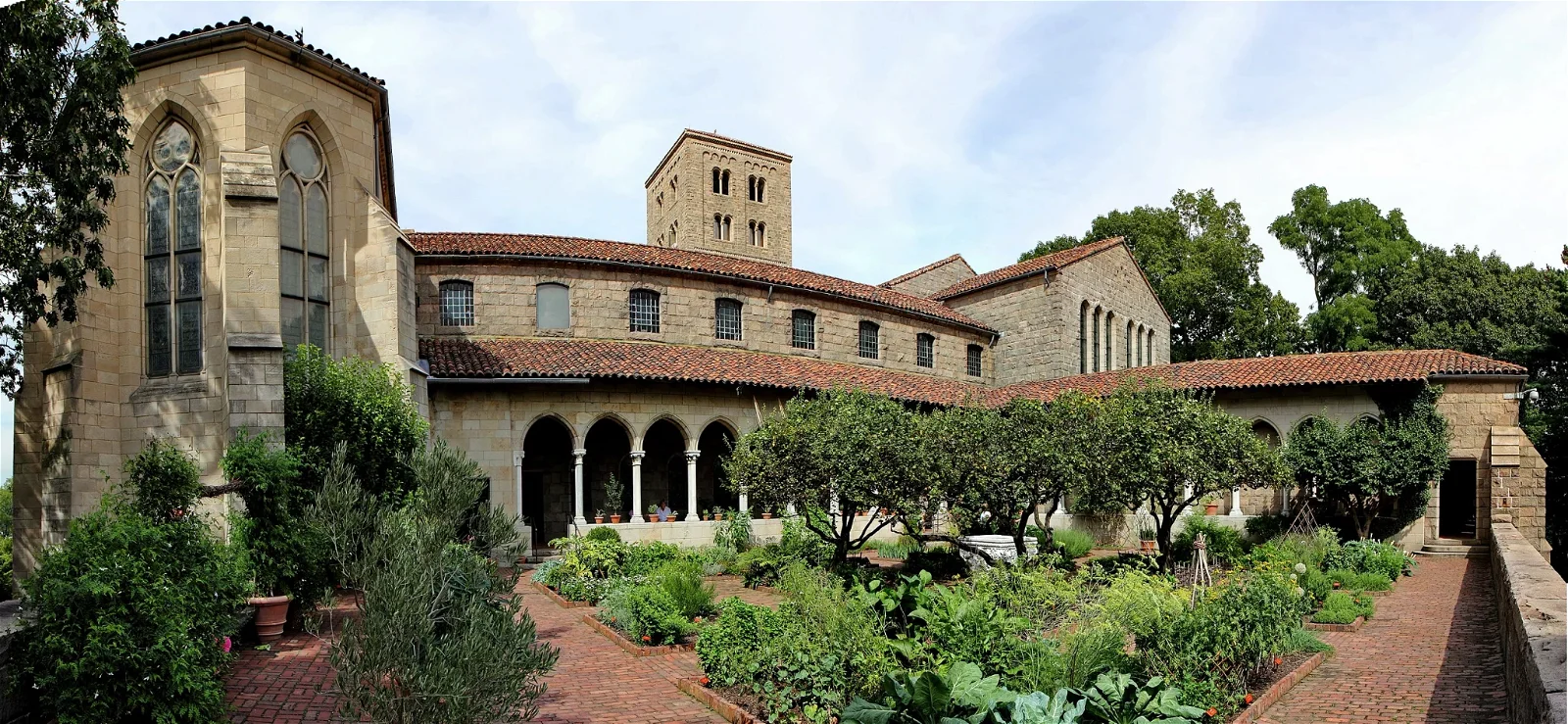 The Met Cloisters (New York) Visitor Information & Reviews