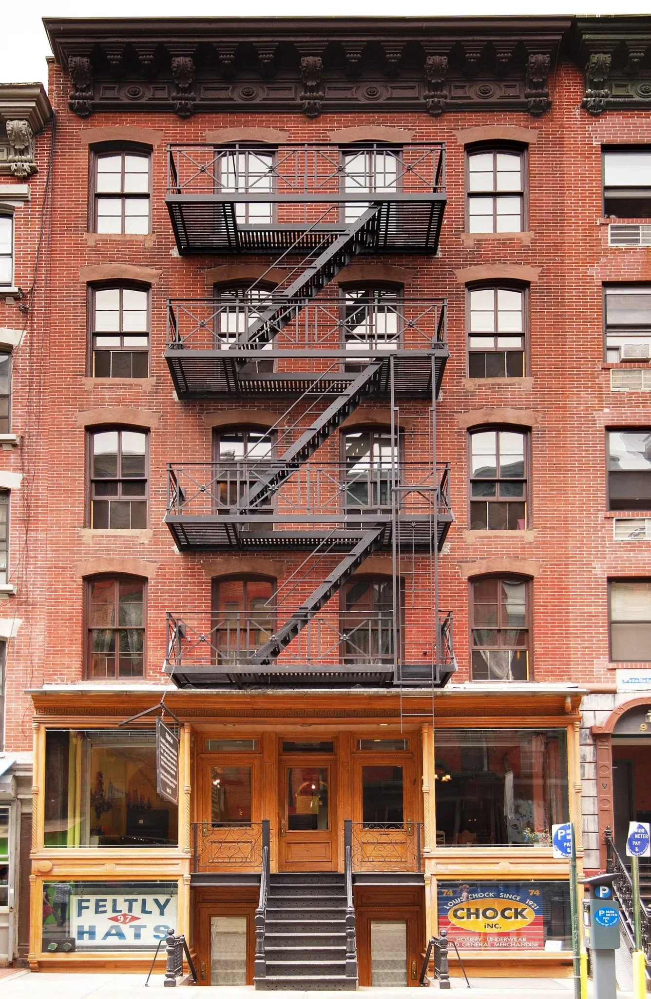 Lower East Side Tenement Museum: Where Immigrant Stories Come Alive
