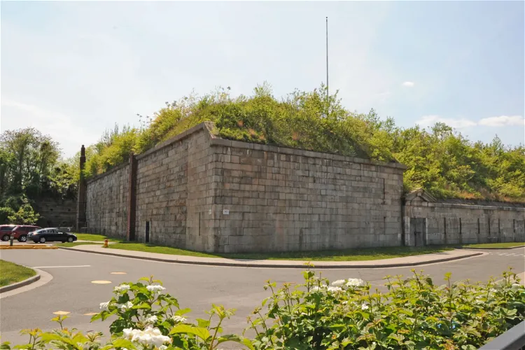 Fort Wadsworth Visitor's Center and Museum
