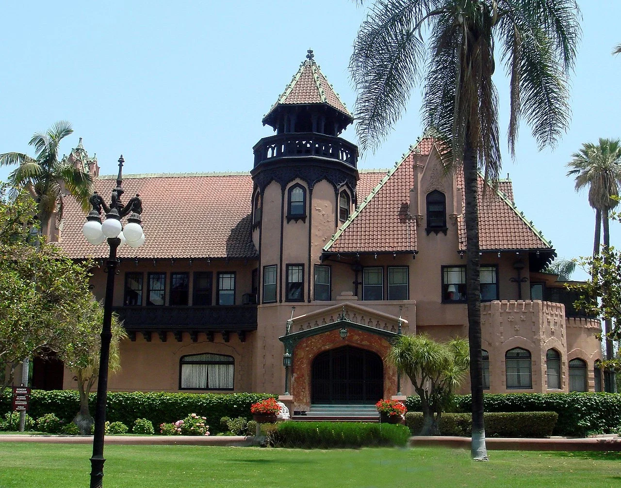 Doheny Mansion