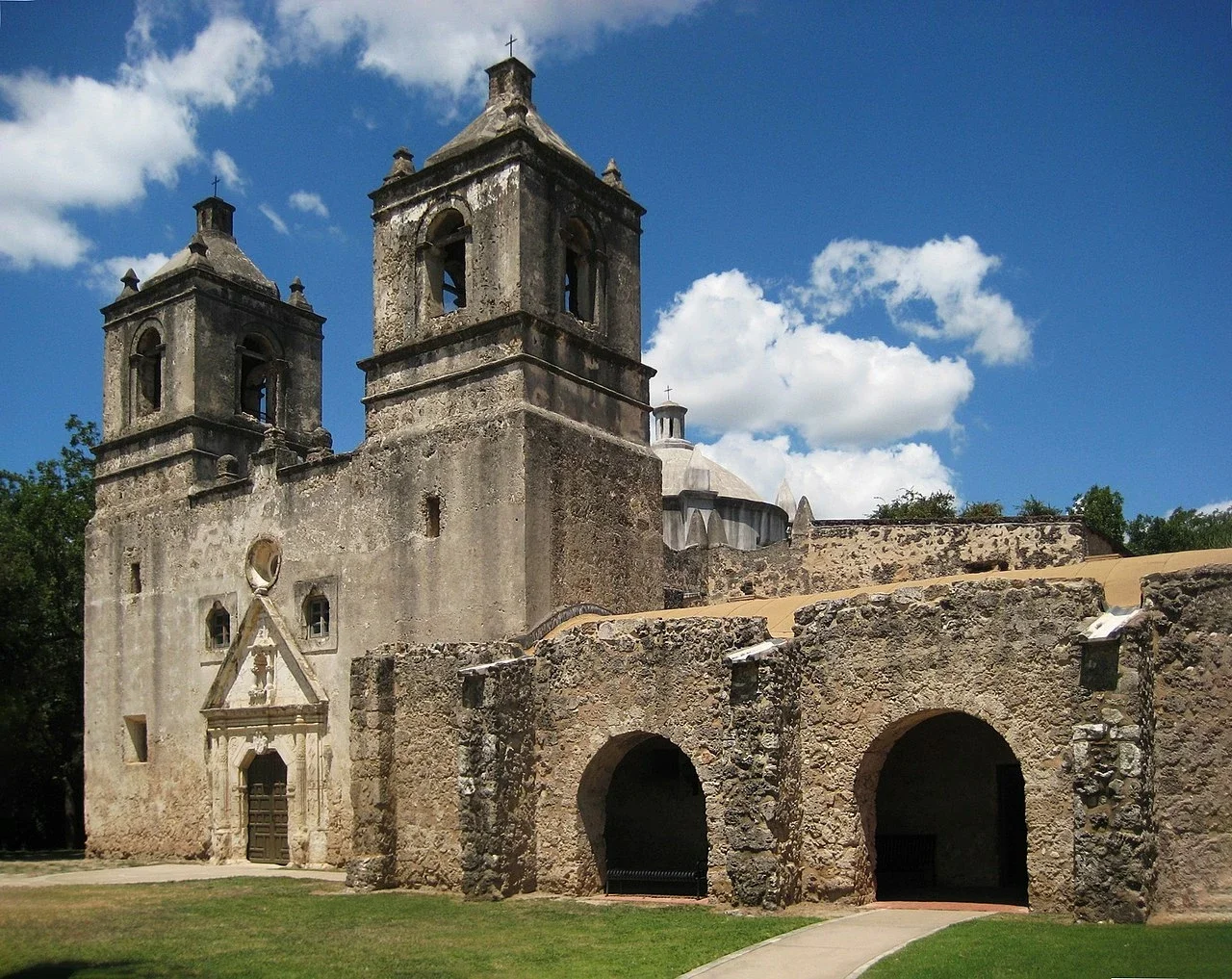 Visitor Center at Mission San José