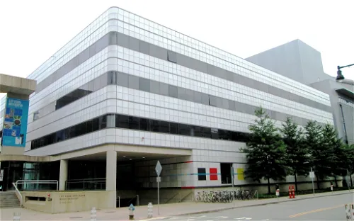 List Visual Arts Center