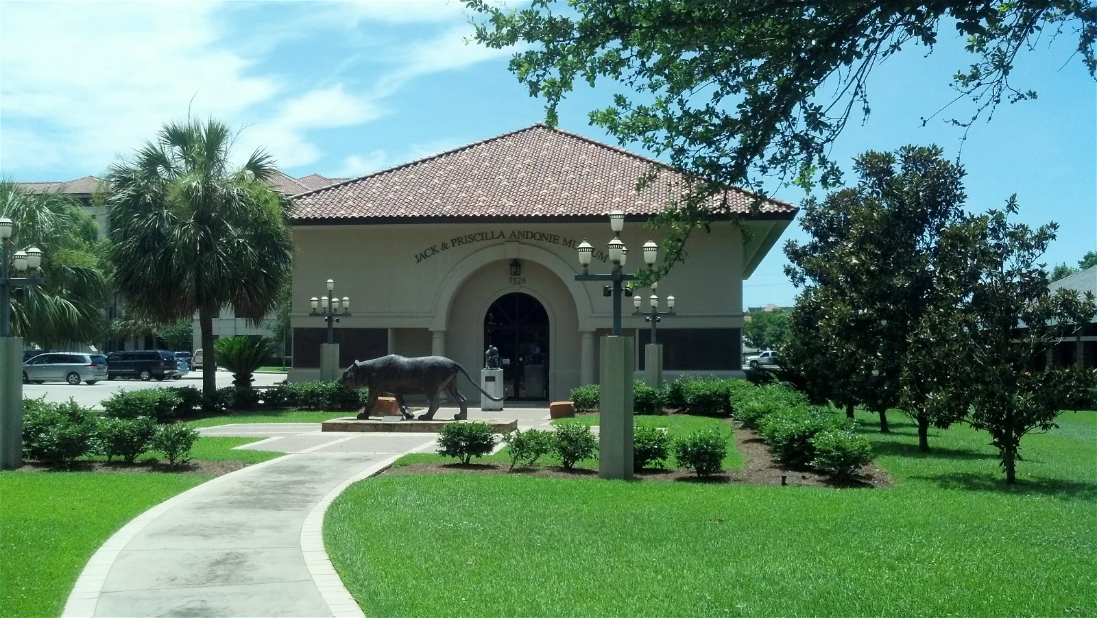 Jack and Priscilla Andonie Museum