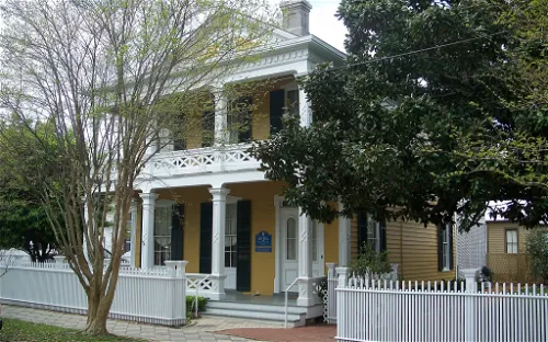 Clara Barkley Dorr House