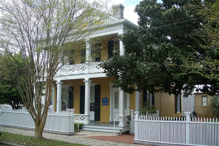 Clara Barkley Dorr House