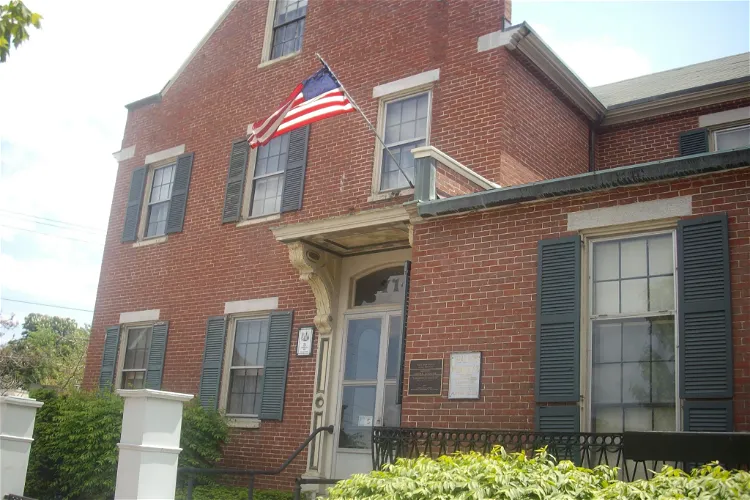 Neal Dow House