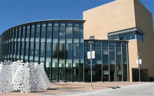 International Quilt Museum