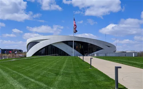 National Veterans Memorial and Museum