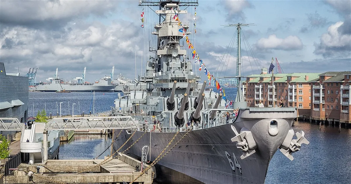 USS Wisconsin 1944 Norfolk Bezoekersinformatie Recensies uss-wisconsin-1944-norfolk-bezoekersinformatie-recensies