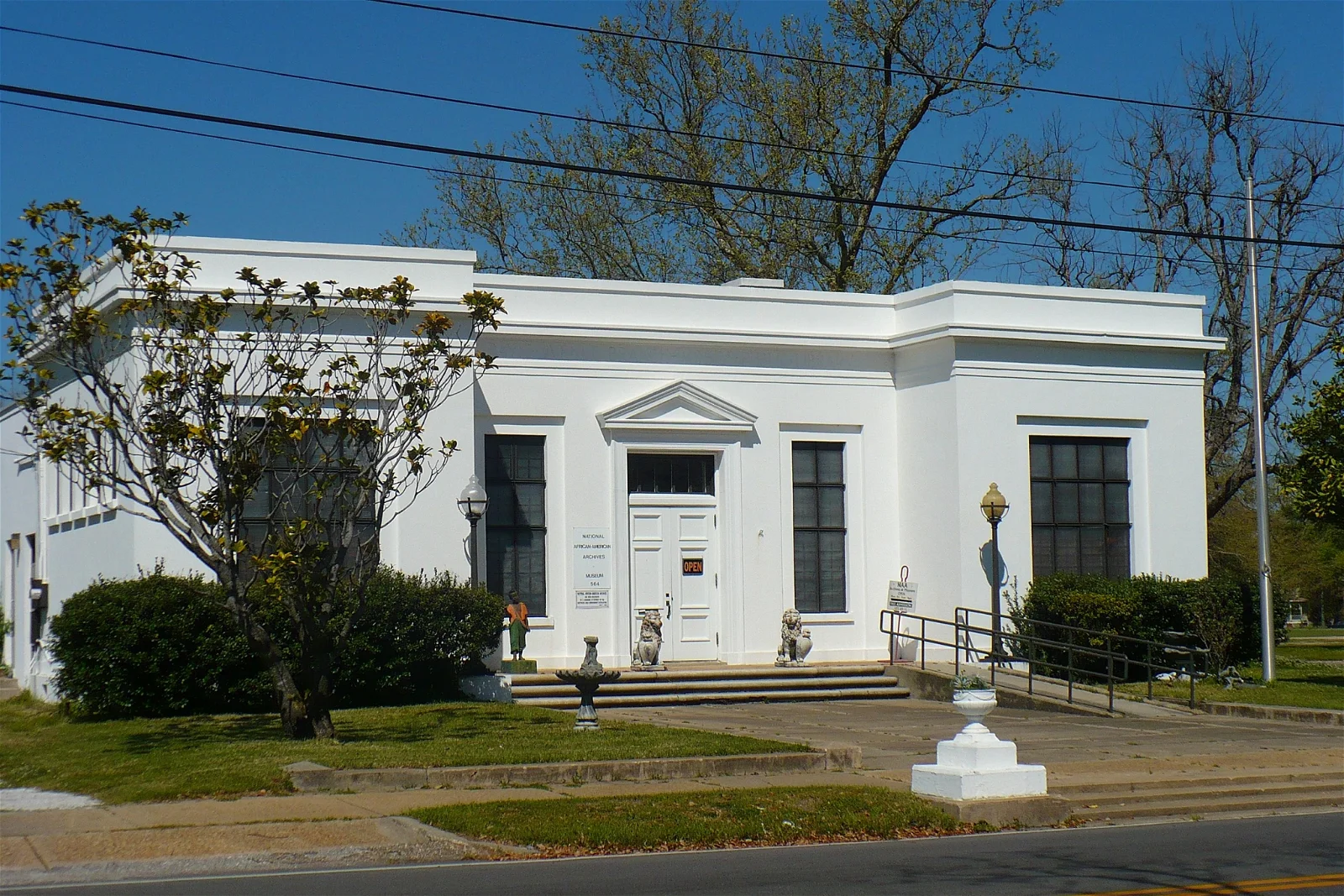 National African-american Archives & Museum