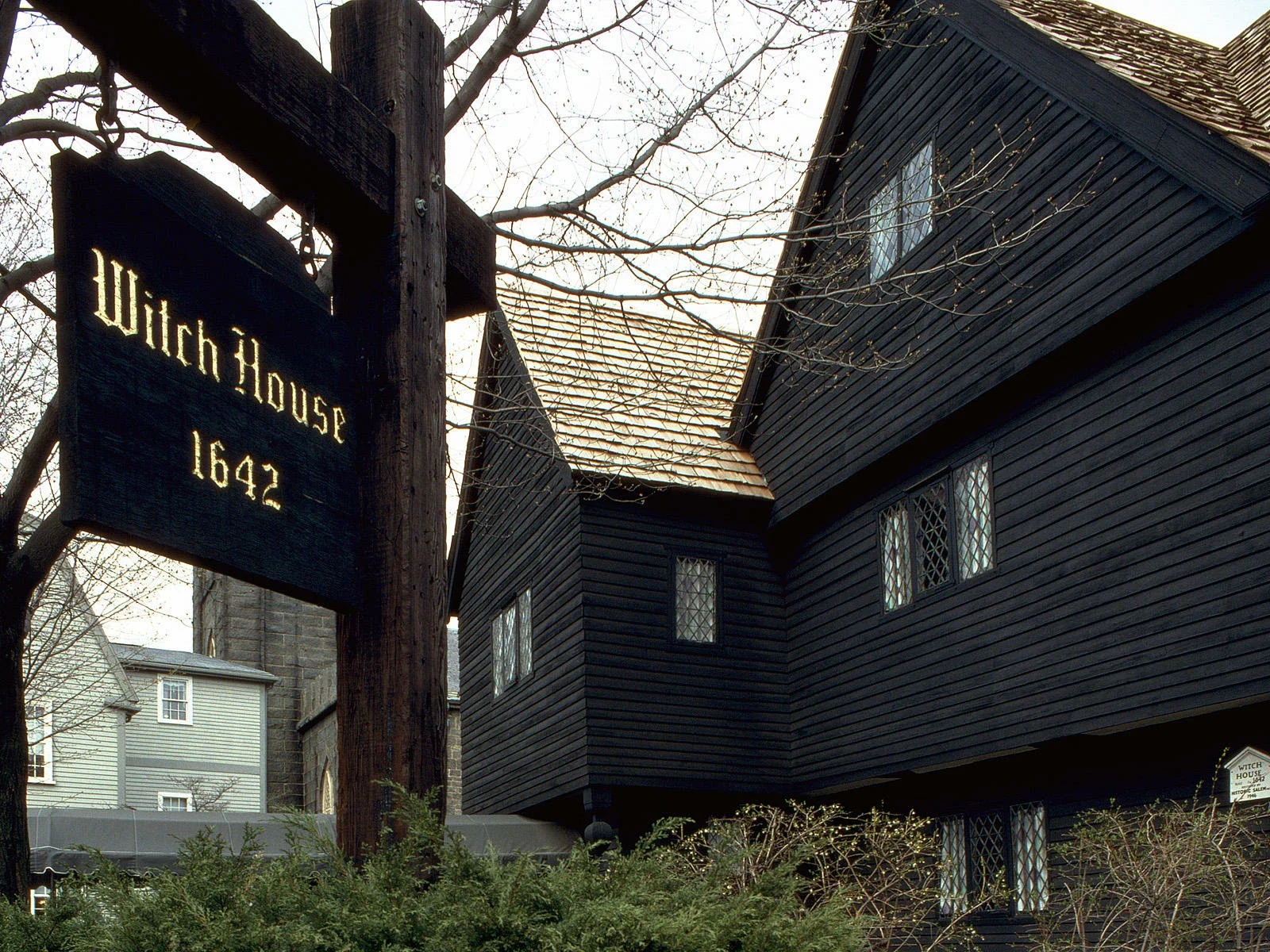 Opening Hours - The Witch House (Salem)