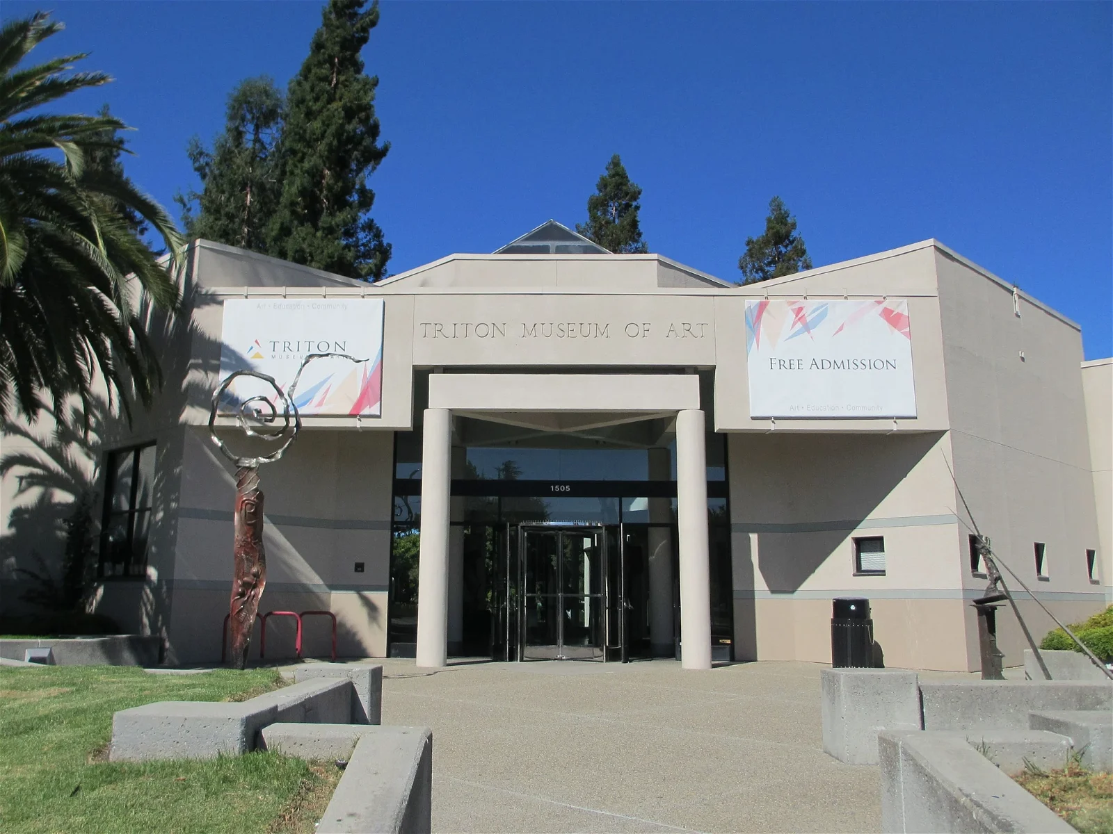 Triton Museum of Art